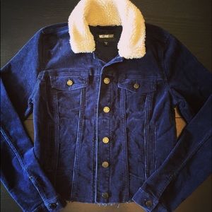 **NEW** Retro-Chic Corduroy Jacket w/Sherpa Collar